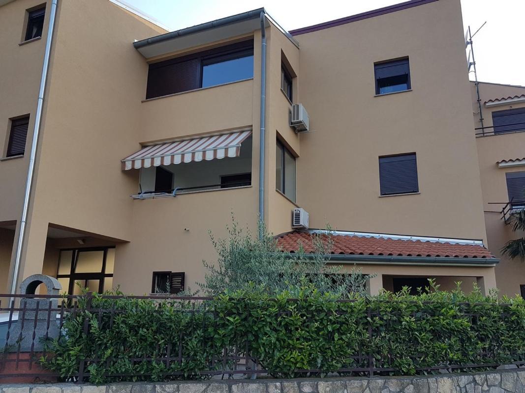 Apartment Matteo โรวีน ภายนอก รูปภาพ