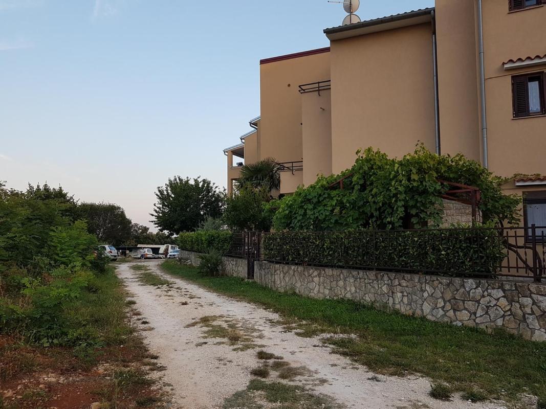 Apartment Matteo โรวีน ภายนอก รูปภาพ