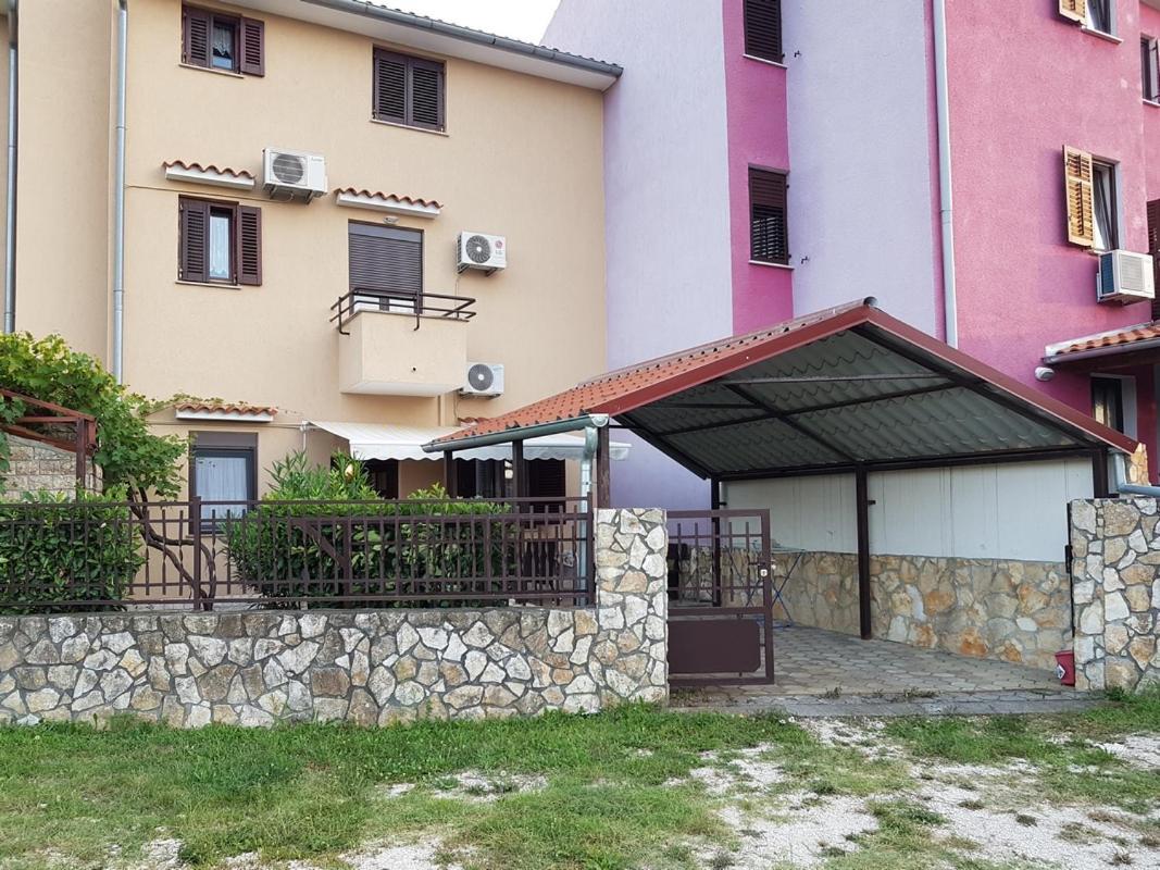 Apartment Matteo โรวีน ภายนอก รูปภาพ
