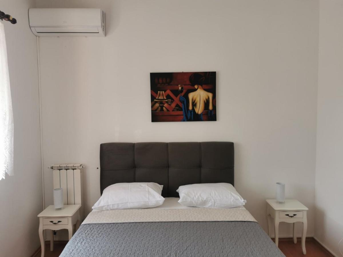 Apartment Matteo โรวีน ภายนอก รูปภาพ