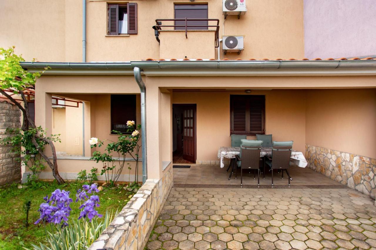 Apartment Matteo โรวีน ภายนอก รูปภาพ
