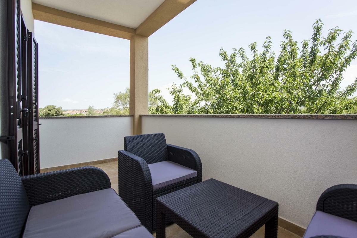 Apartment Matteo โรวีน ภายนอก รูปภาพ