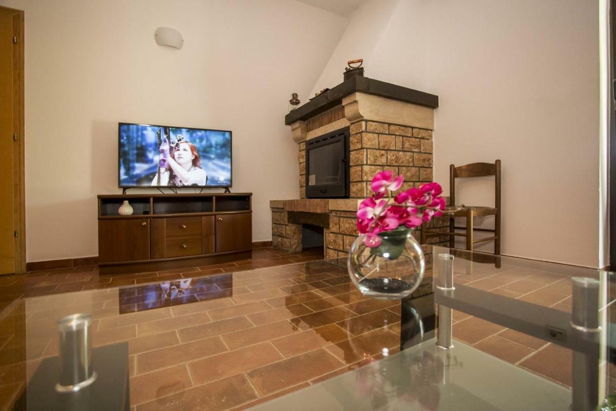 Apartment Matteo โรวีน ภายนอก รูปภาพ